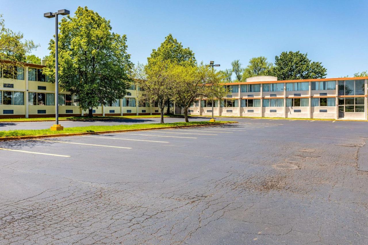 Econo Lodge Fredonia Luaran gambar